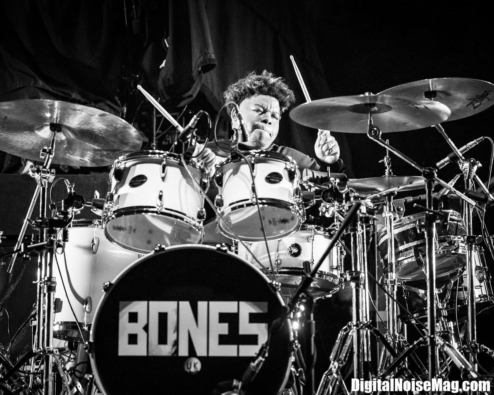 Bones UK perform at the PPL Center in Allentown, PA