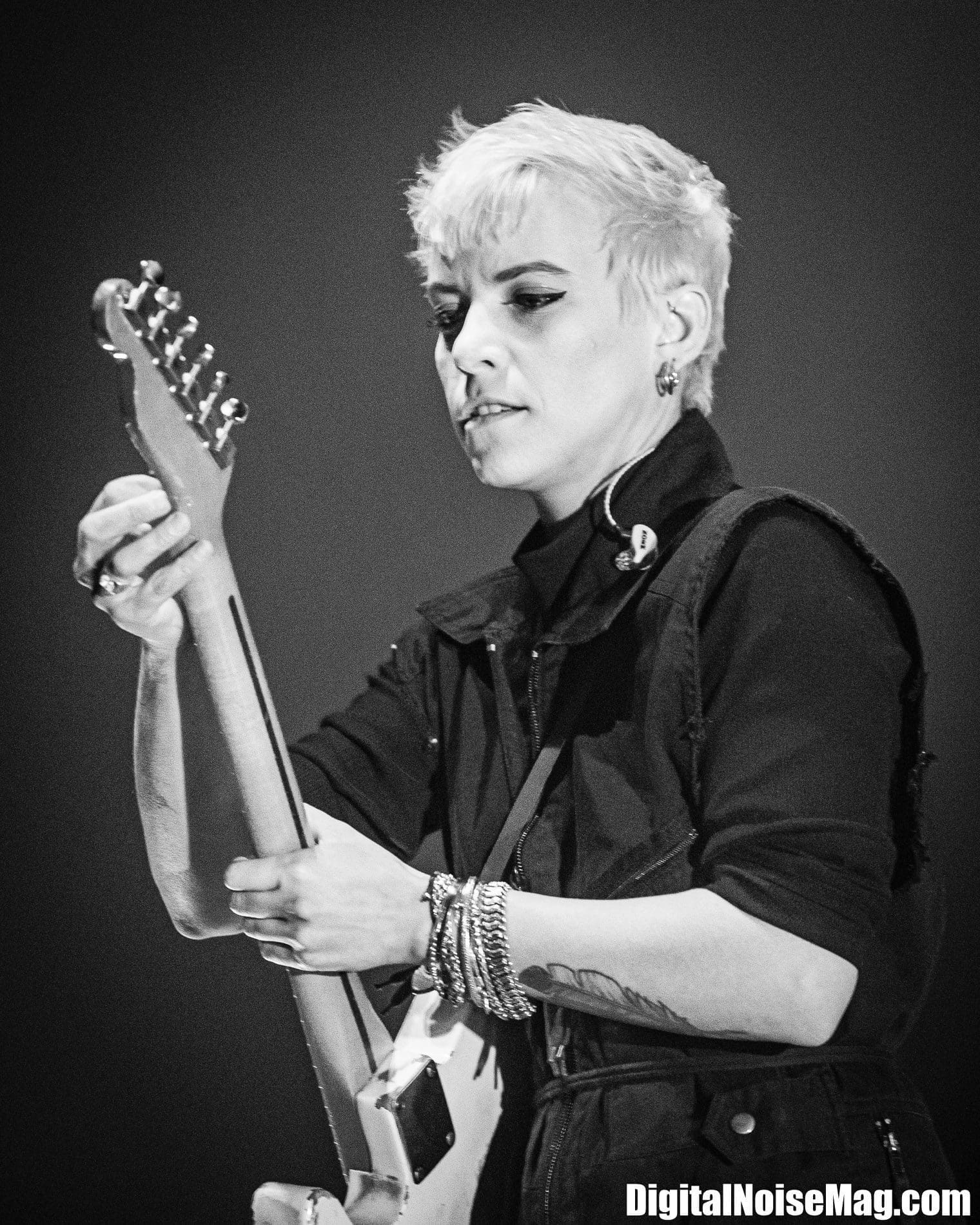 Bones UK perform at the PPL Center in Allentown, PA