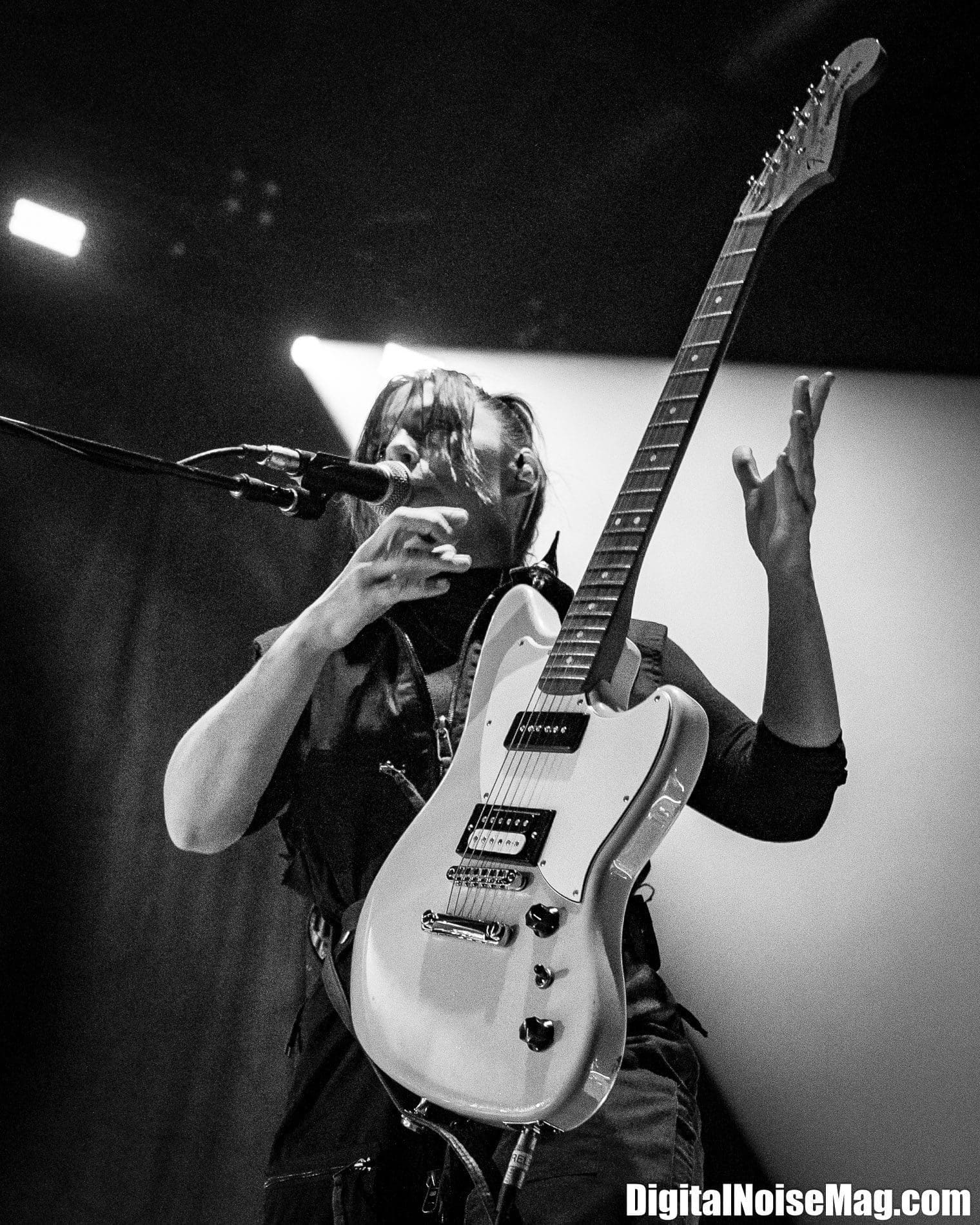 Bones UK perform at the PPL Center in Allentown, PA