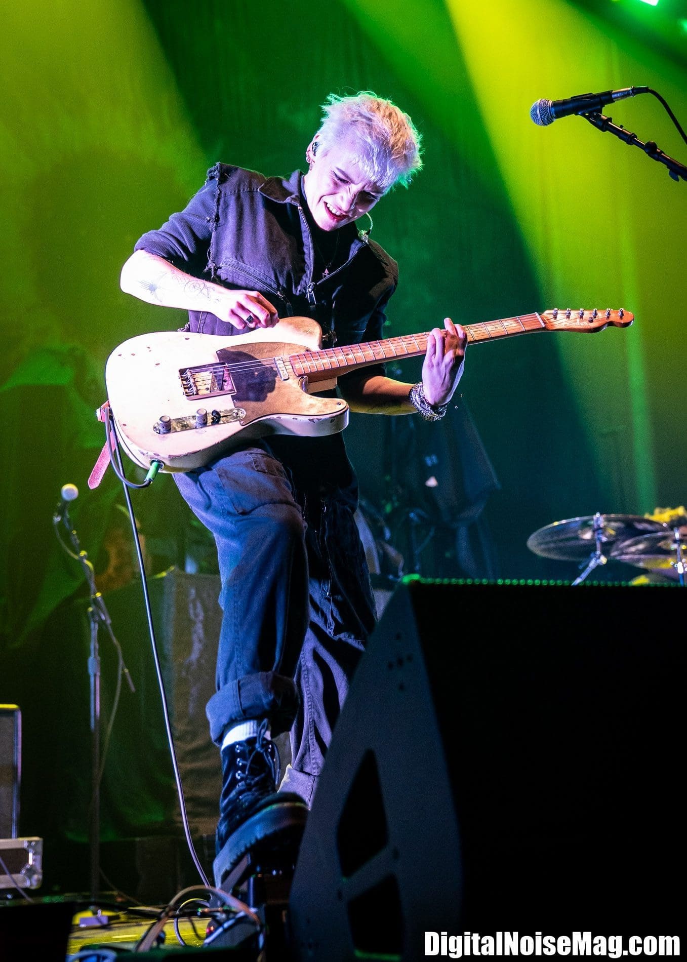 Bones UK perform at the PPL Center in Allentown, PA