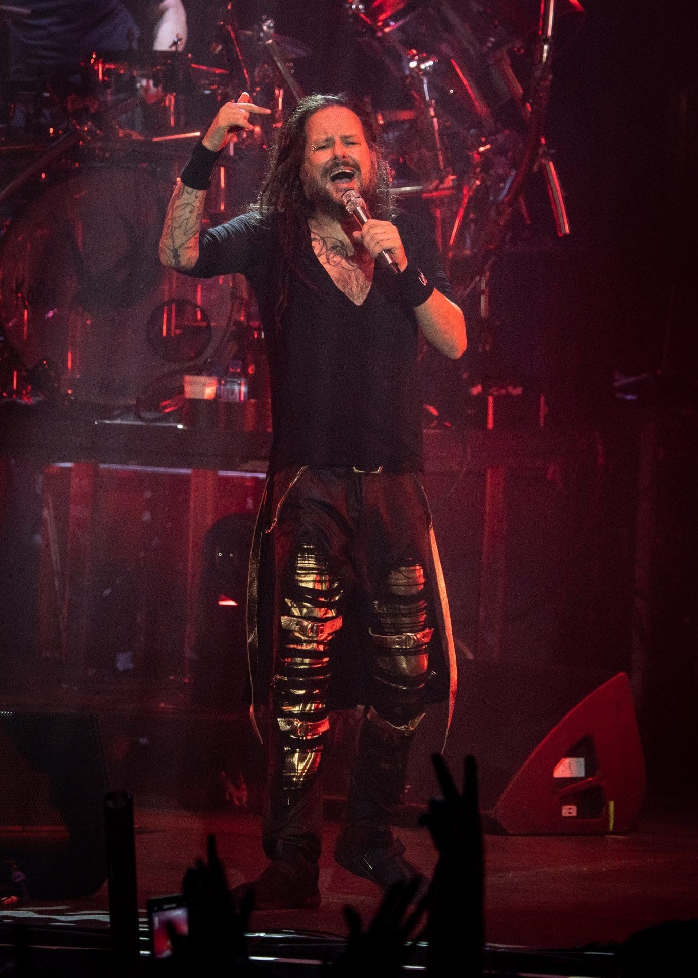 Korn performs at the BB&T Pavilion in Camden, NJ