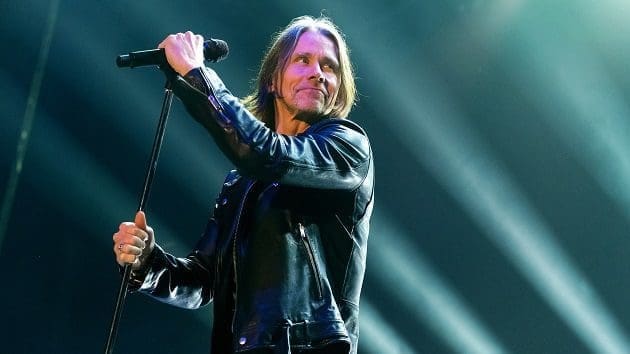 Sing some evil: Myles Kennedy reveals horror movie reference on “How the Story Ends” solo song