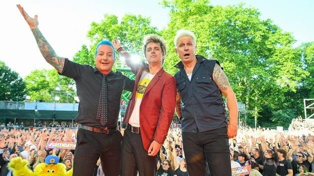 Green Day relives prank war with The Linda Lindas from summer tour