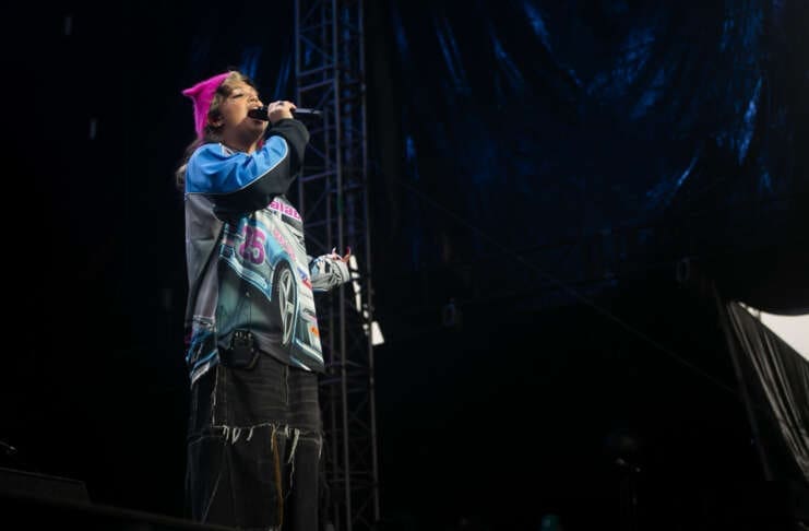 Lola Young at Lovin' Life Music Festival in Charlotte, NC.