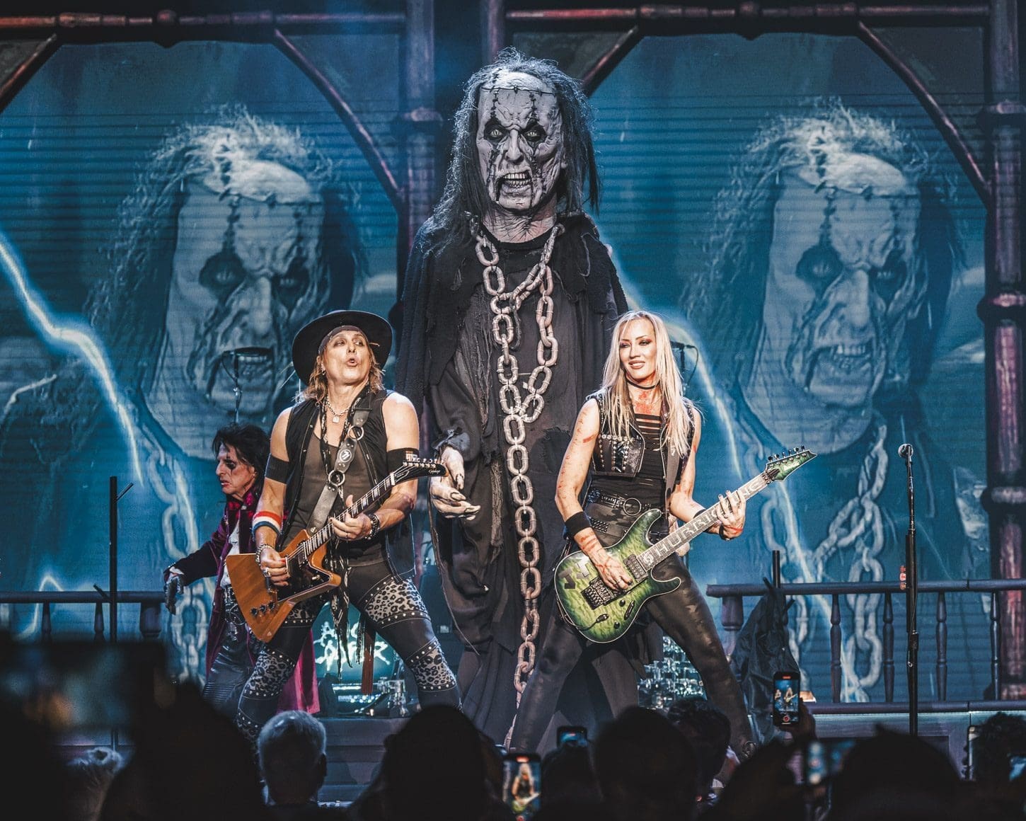 Alice Cooper performs at Ovation Hall at the Ocean Casino in Atlantic City, NJ