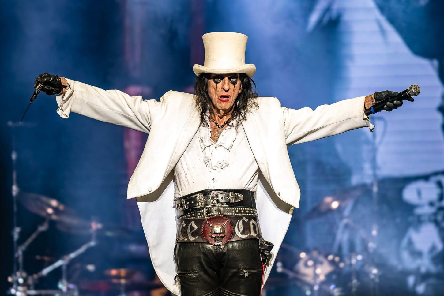 Alice Cooper performs at Ovation Hall at the Ocean Casino in Atlantic City, NJ