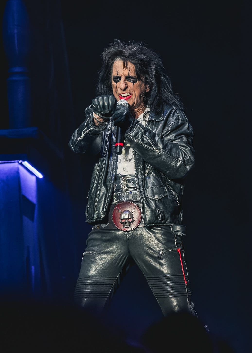 Alice Cooper performs at Ovation Hall at the Ocean Casino in Atlantic City, NJ