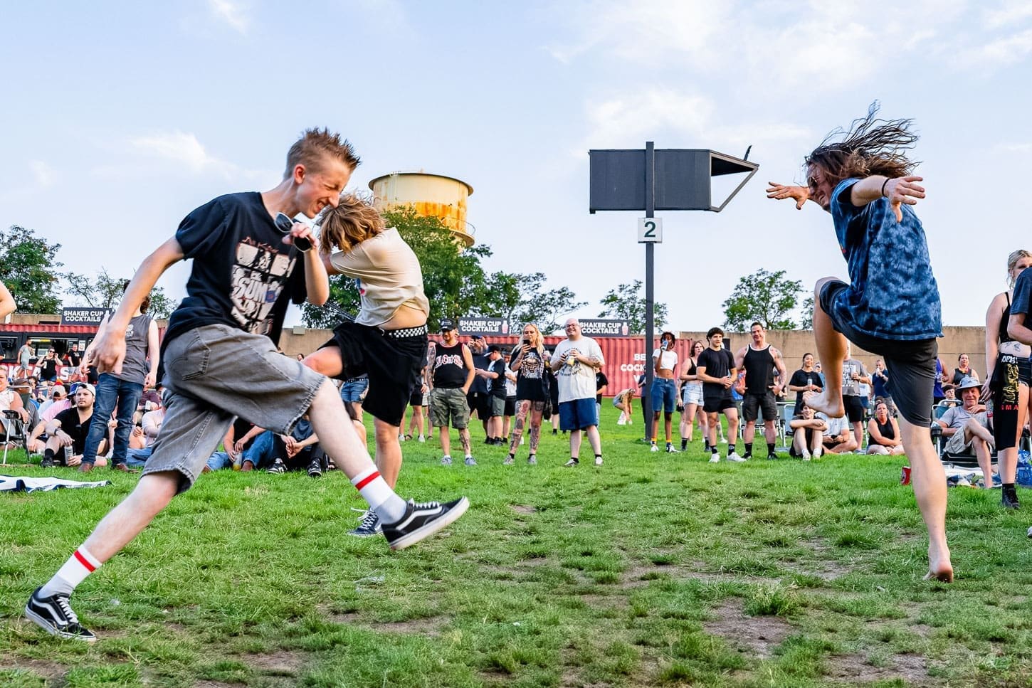Fans of The Offspring, Jimmy Eat World &amp; New Found Glory party while the tour stopped in Camden, NJ
