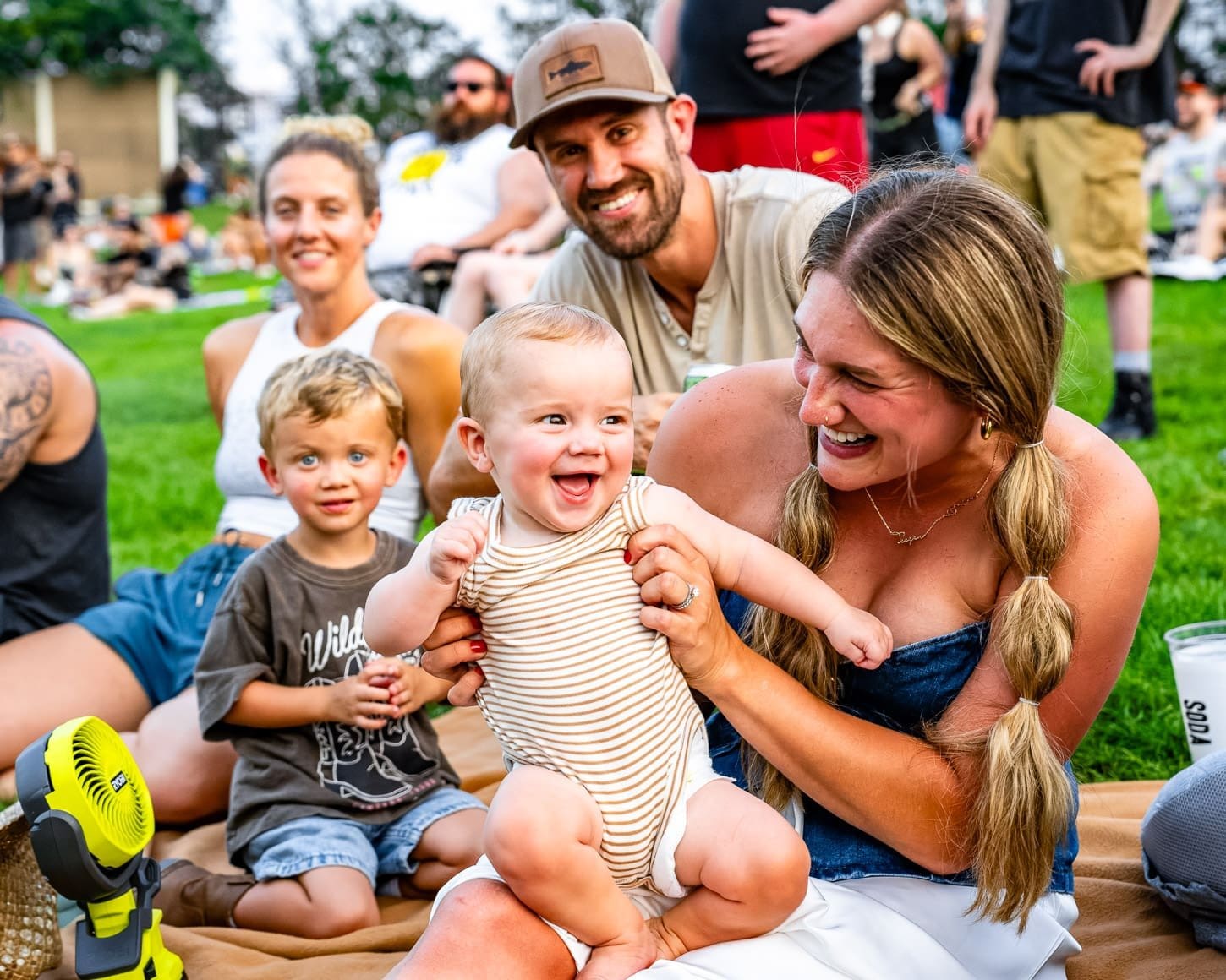 Fans of The Offspring, Jimmy Eat World &amp; New Found Glory party while the tour stopped in Camden, NJ