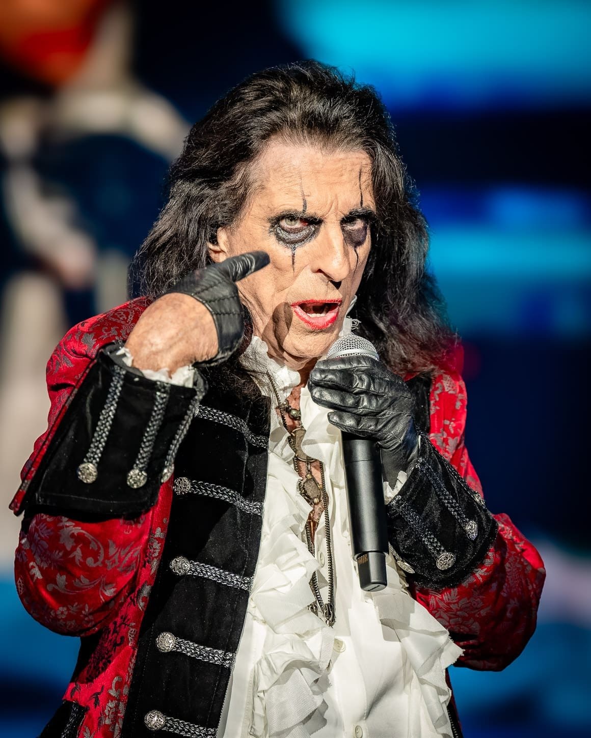 Alice Cooper performa at the PNC Bank Center in Holmdel, NJ Alice Cooper performa at the PNC Bank Center in Holmdel, NJ