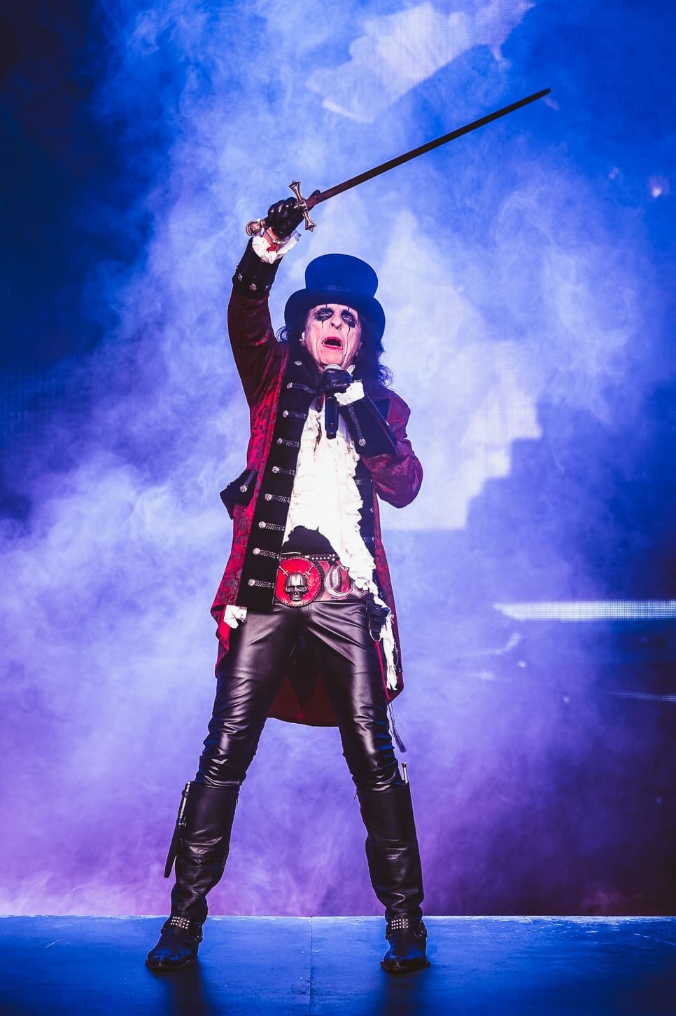 Alice Cooper performa at the PNC Bank Center in Holmdel, NJ Alice Cooper performa at the PNC Bank Center in Holmdel, NJ